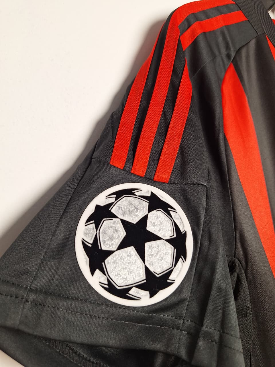 CAMISETA A.C. MILAN RETRO 2009