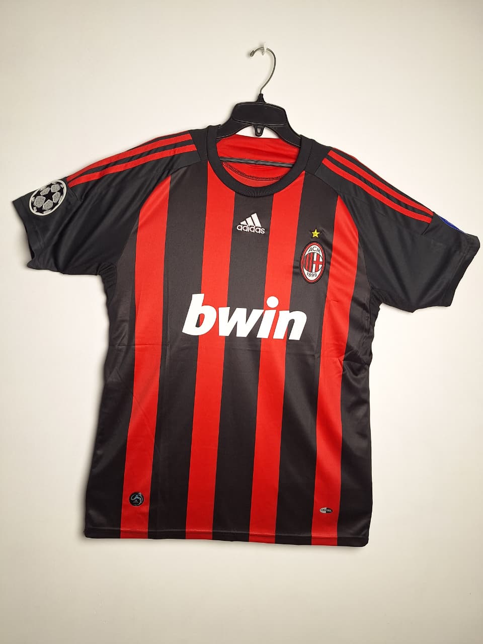 CAMISETA A.C. MILAN RETRO 2009